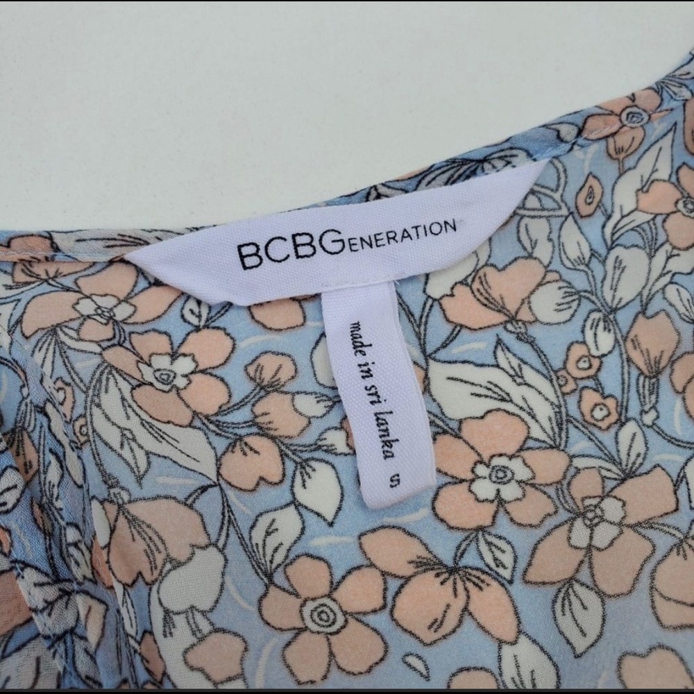 BCBGeneration Tunic Floral Blouse Ruffle Small - Picture 3 of 7